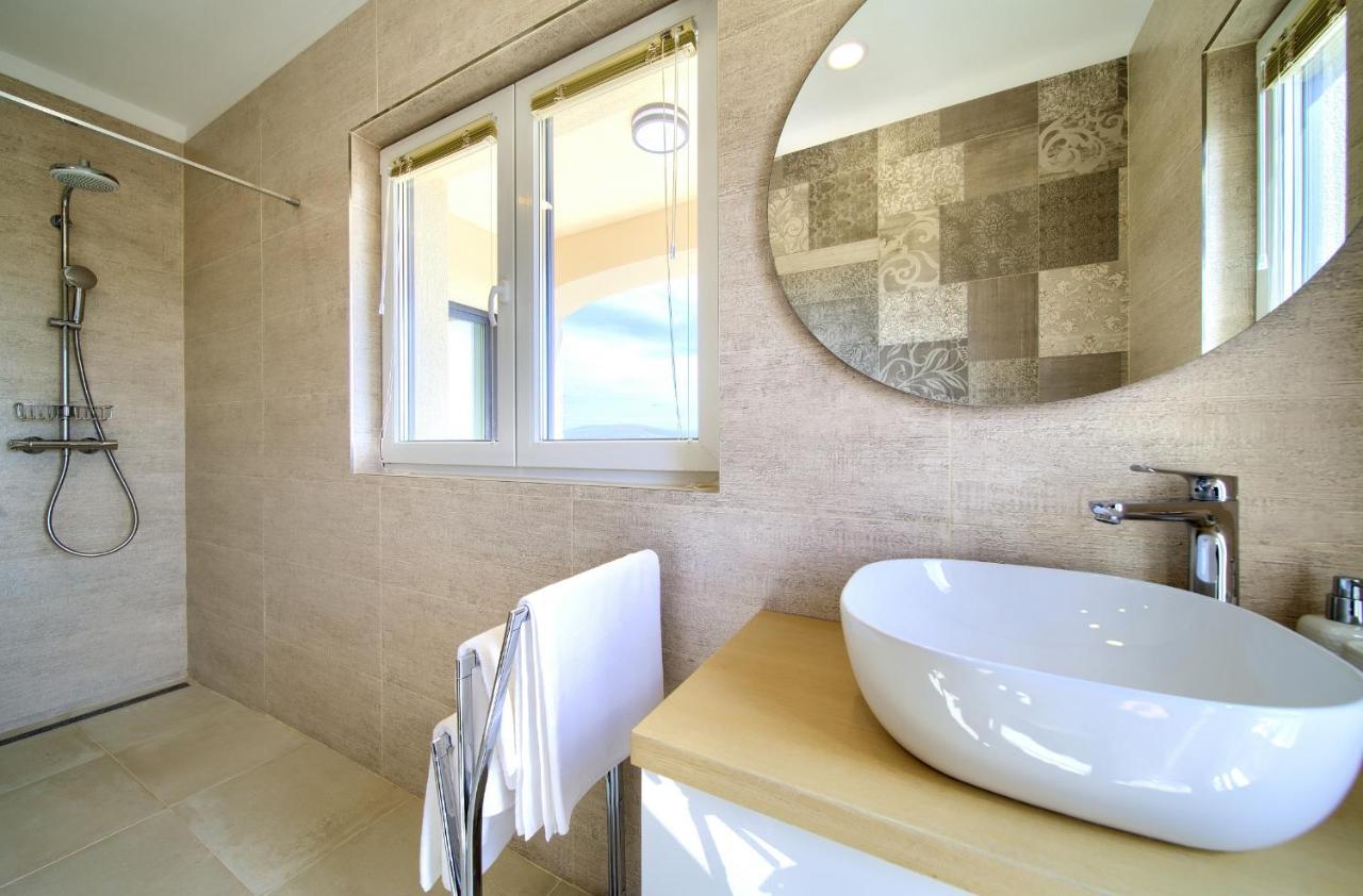 Villa Allegra Garica Esterno foto